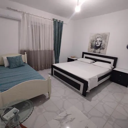 Maria'S Apartments Himare Exterior photo